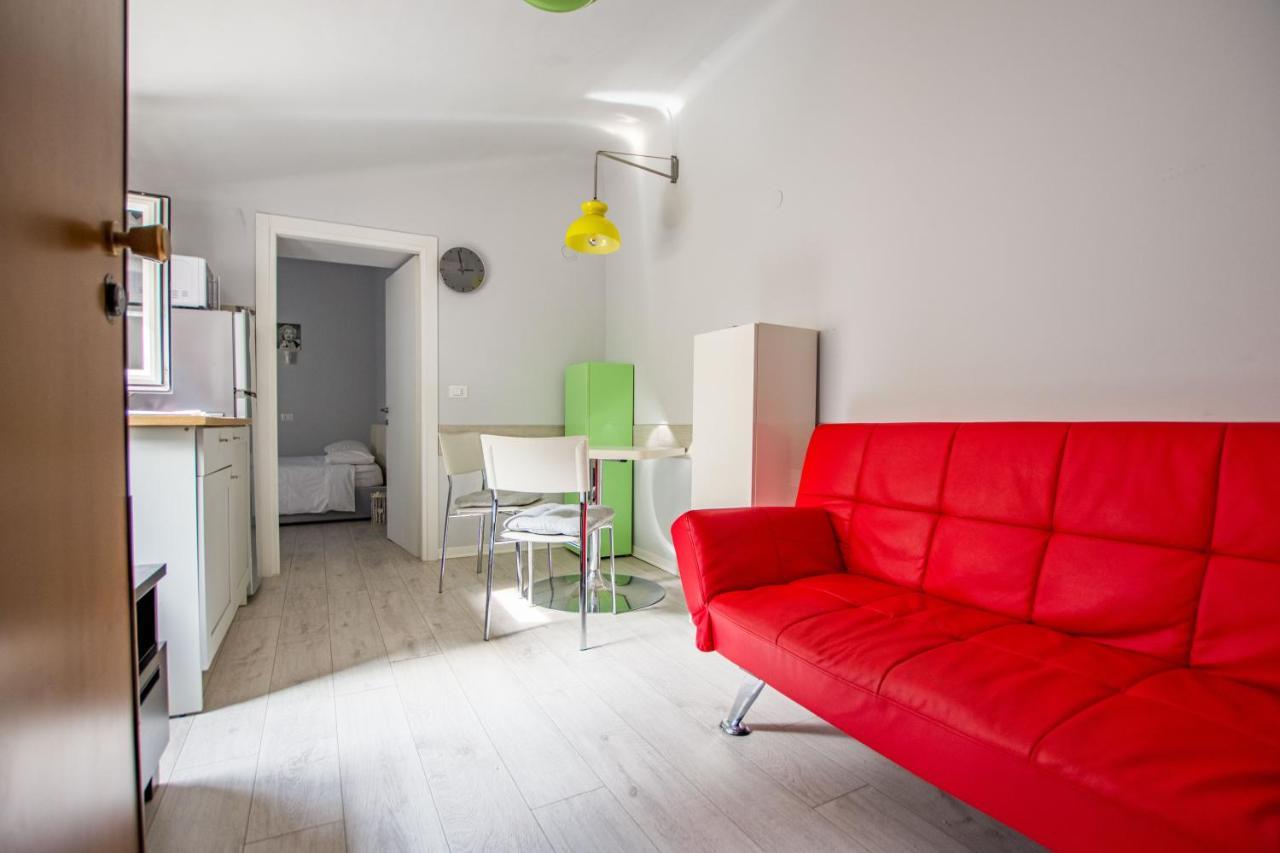 Viale 24 Appartement Triëst Buitenkant foto